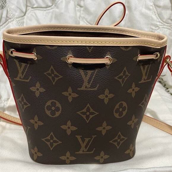 Louis Vuitton bucket bag - Picture 3 of 5